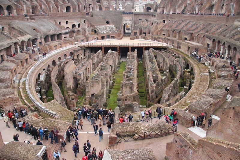 [Bild: Colosseum02_zps686625e1.jpg]