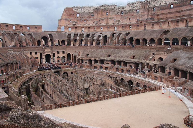 [Bild: Colosseum03_zpsecc393de.jpg]