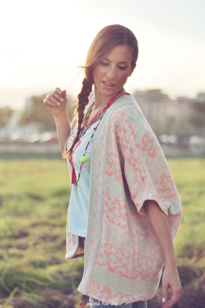 Outfit de kimono étnico, camiseta .'