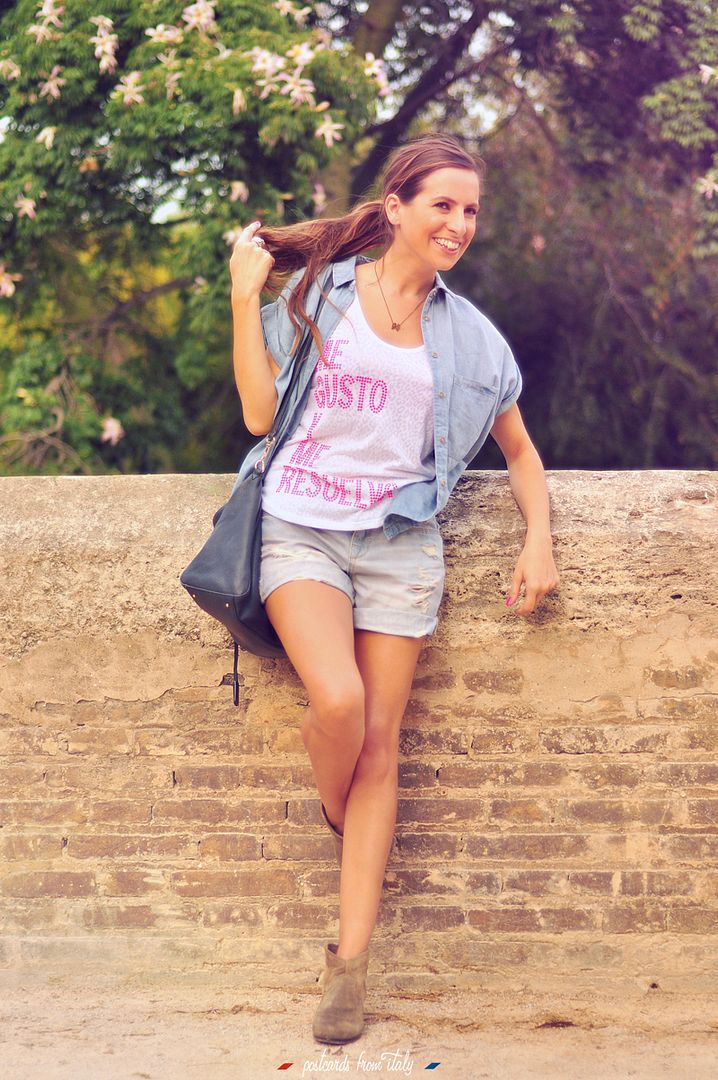 Outfit camiseta Dolores Promesas 'Me gusto y me resuelvo'