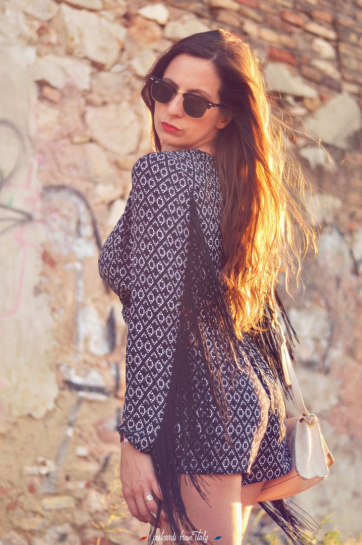 Mono con flecos de H&M coachella.