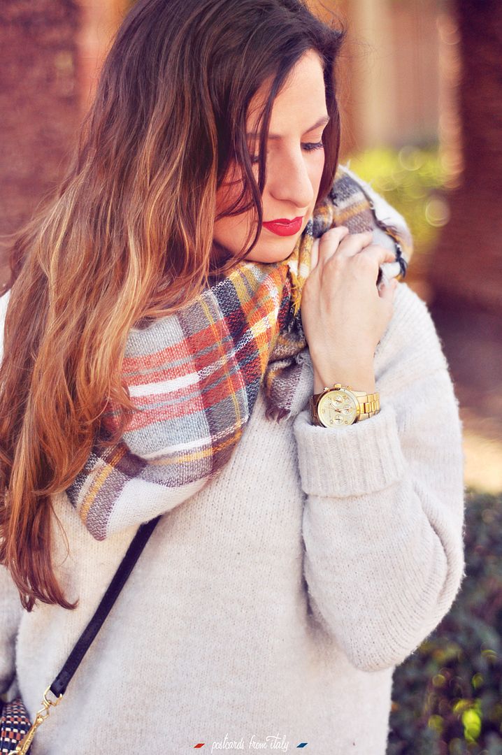 Outfit falda de ante, bufanda manta y bolso de Bimba y Lola