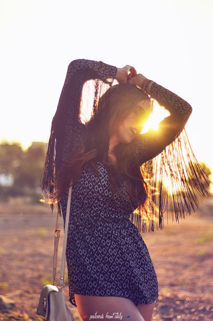 Mono con flecos de H&M coachella.