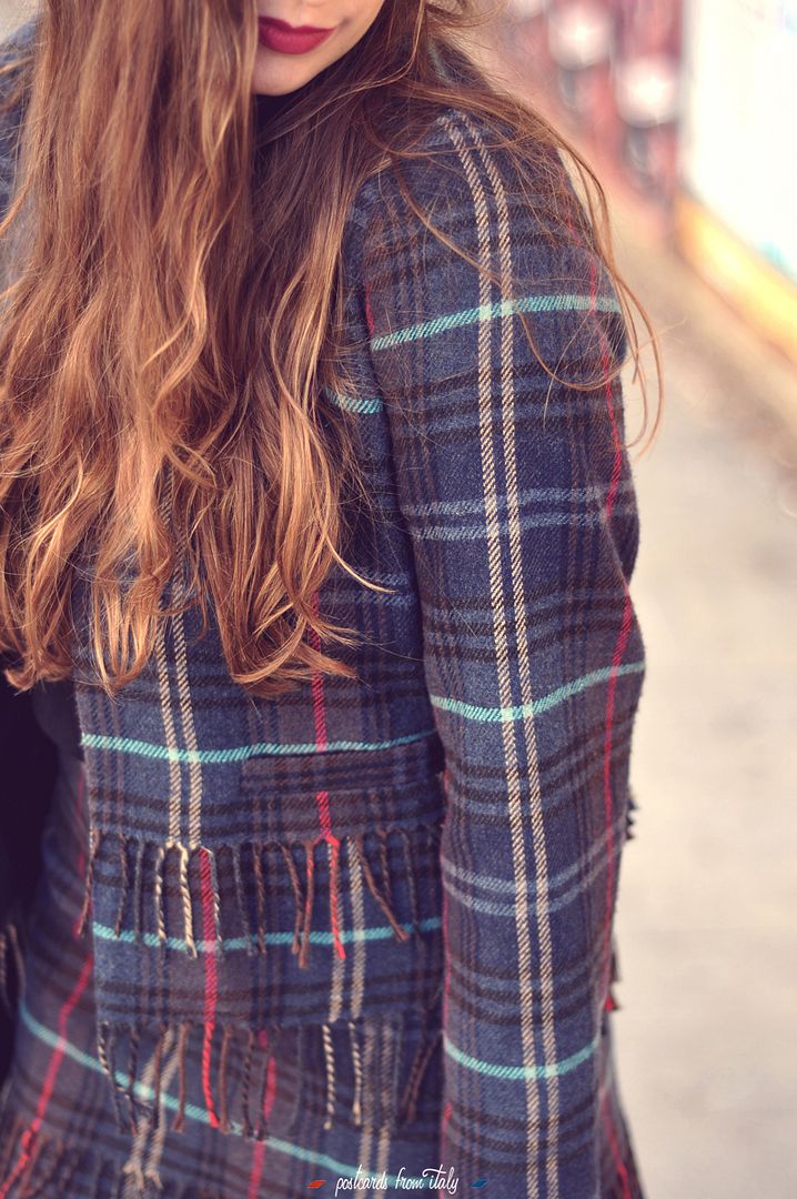 Outfit traje dos piezas con falda.