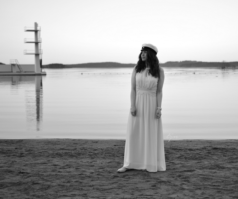 photo DSC_1360BW_zpsvgrzqtw0.png
